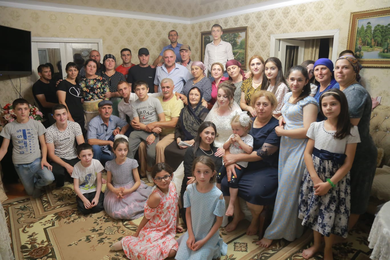 В рамках мероприятий приуроченных к проведению Года семьи, Минтруда Дагестана знакомит вас с невероятной семьей Пирмагомедовых из Дербентского района.